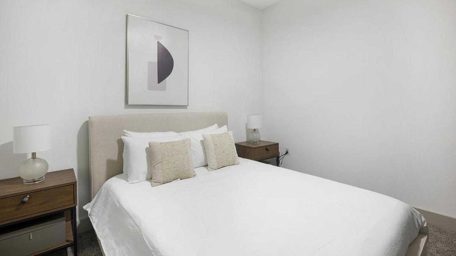 Landing - Modern Apartment With Amazing Amenities Houston Exterior photo